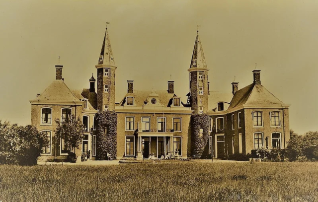 allard architecture • Ter Hooge Castle 